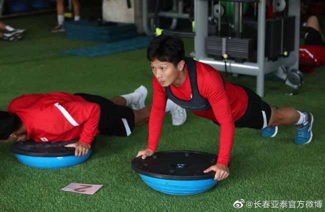 中国亚洲老头同性gay男男…